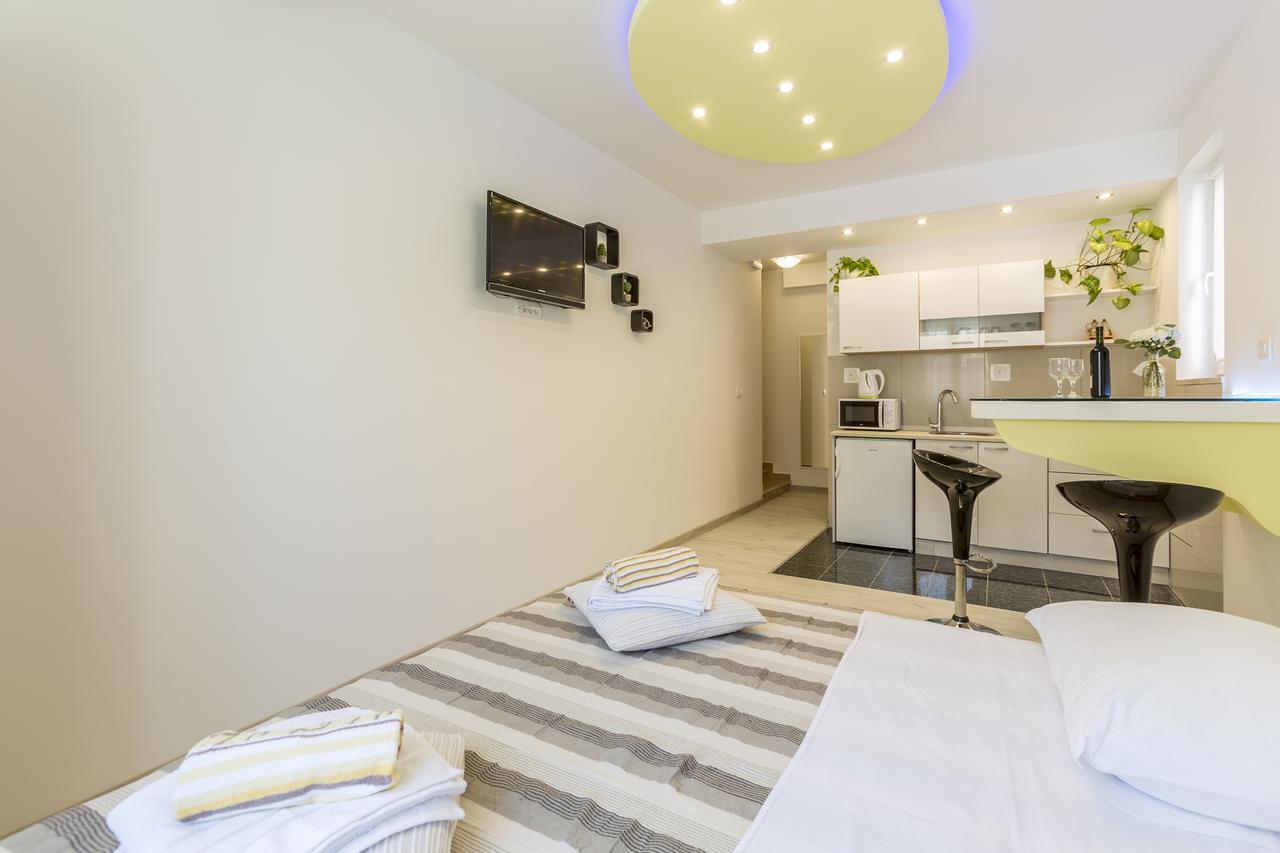 Sky Apartments 珀德垂那 外观 照片